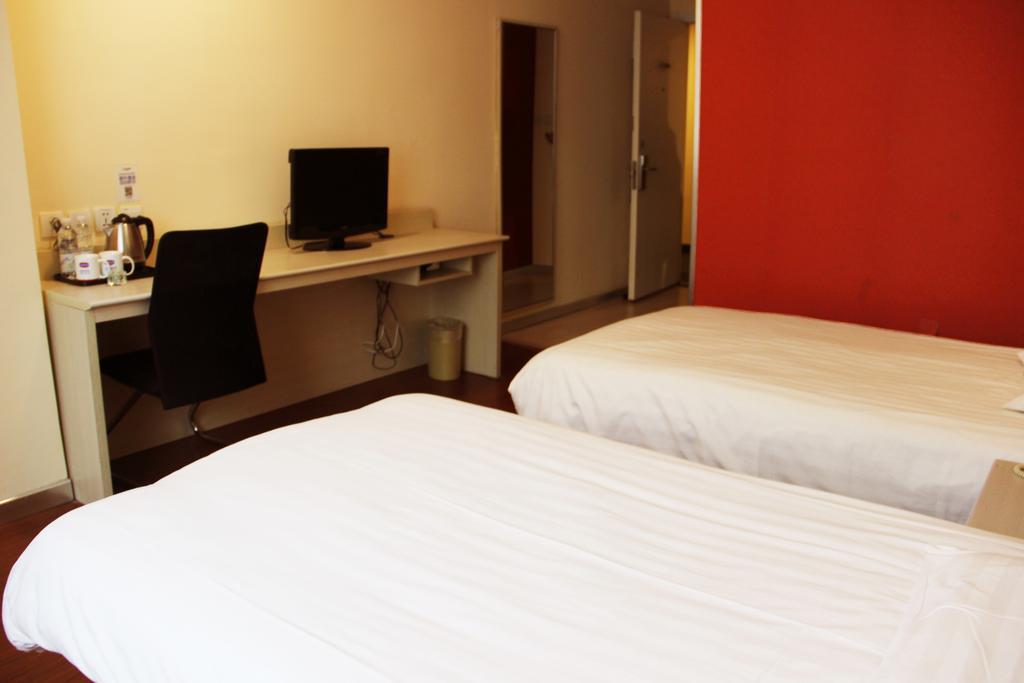 Hanting Express Jiading Yongjing Road Shanghai